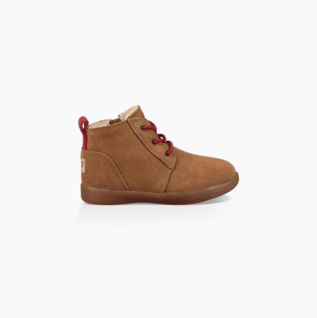 UGG Kristjan Chukka Brown Boots for Kids (MAJH57413)